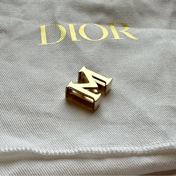 [SOLD] LADY DIOR MY ABCDIOR LETTER 'M' BADGE/BAG CHARM, AUTHENTIC - Picture 4 of 6